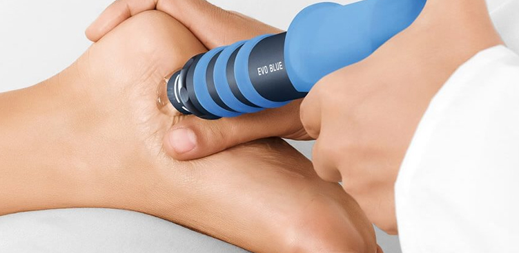 درمان خار پاشنه با شاک ویو تراپی