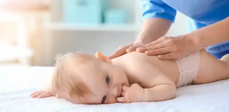چرا فیزیوتراپی تنفسی برای نوزادان ضروری است؟